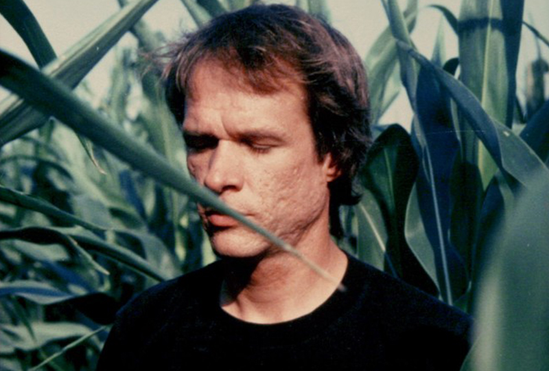 亞瑟‧羅素（Arthur Russell）。